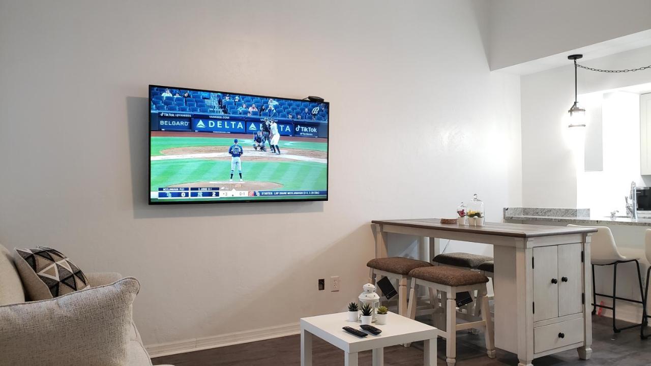 Discover Luxury Condo Steps Away From Celebration Pointe And I-75! 게인즈빌 외부 사진
