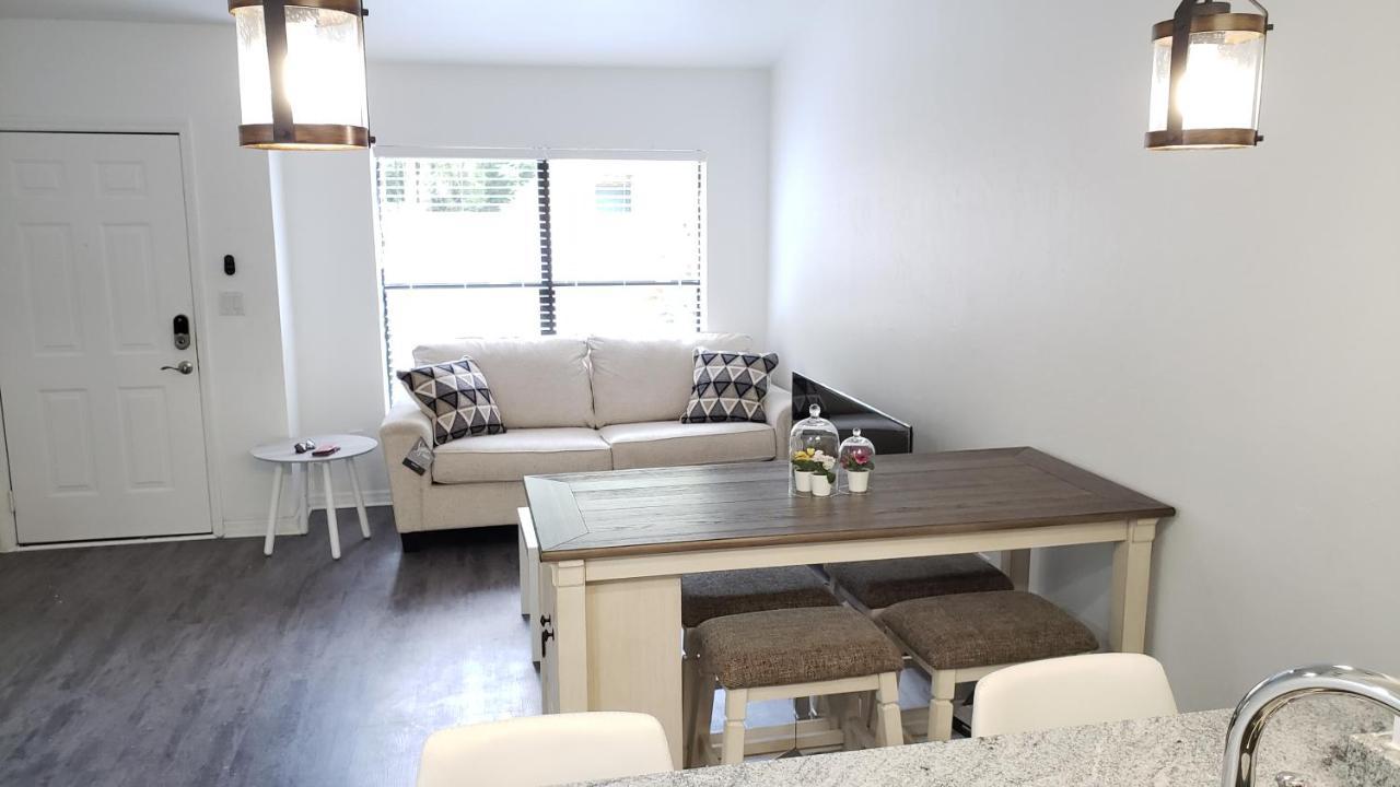 Discover Luxury Condo Steps Away From Celebration Pointe And I-75! 게인즈빌 외부 사진