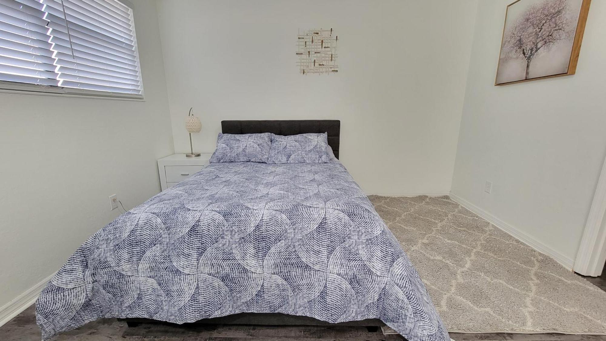 Discover Luxury Condo Steps Away From Celebration Pointe And I-75! 게인즈빌 외부 사진